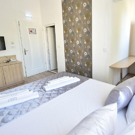 Villa Nina Hotel & Lounge Bar 스코페 외부 사진