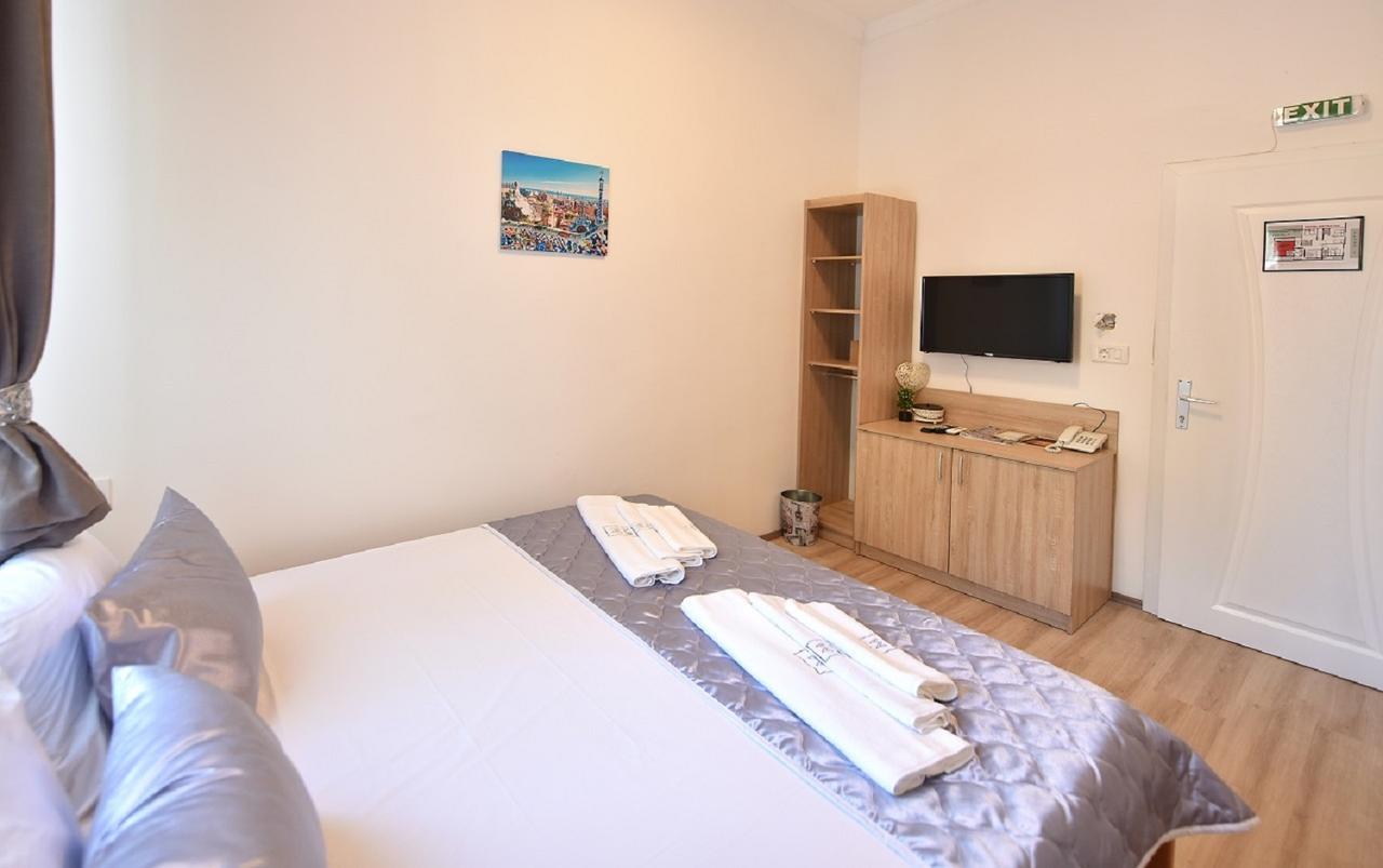 Villa Nina Hotel & Lounge Bar 스코페 외부 사진
